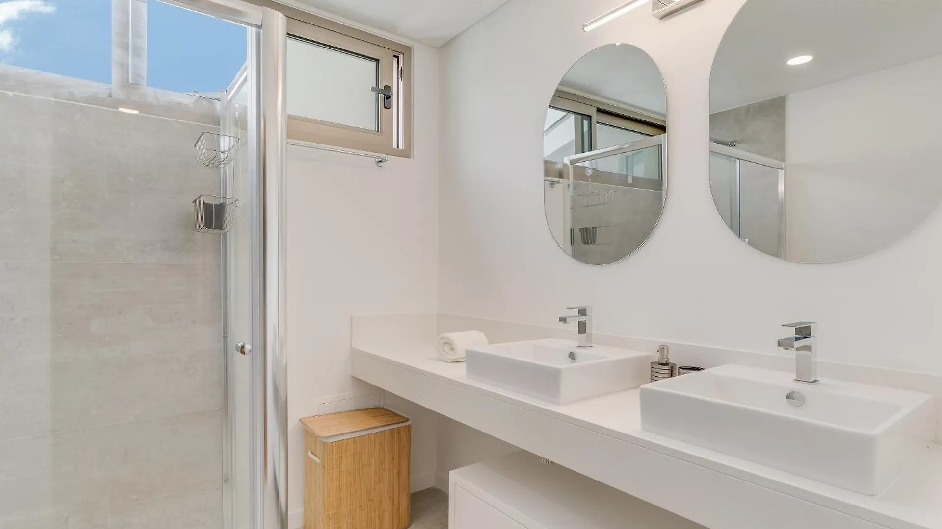 Laura Apartment Uptown 117 By Hr Madeira Funchal