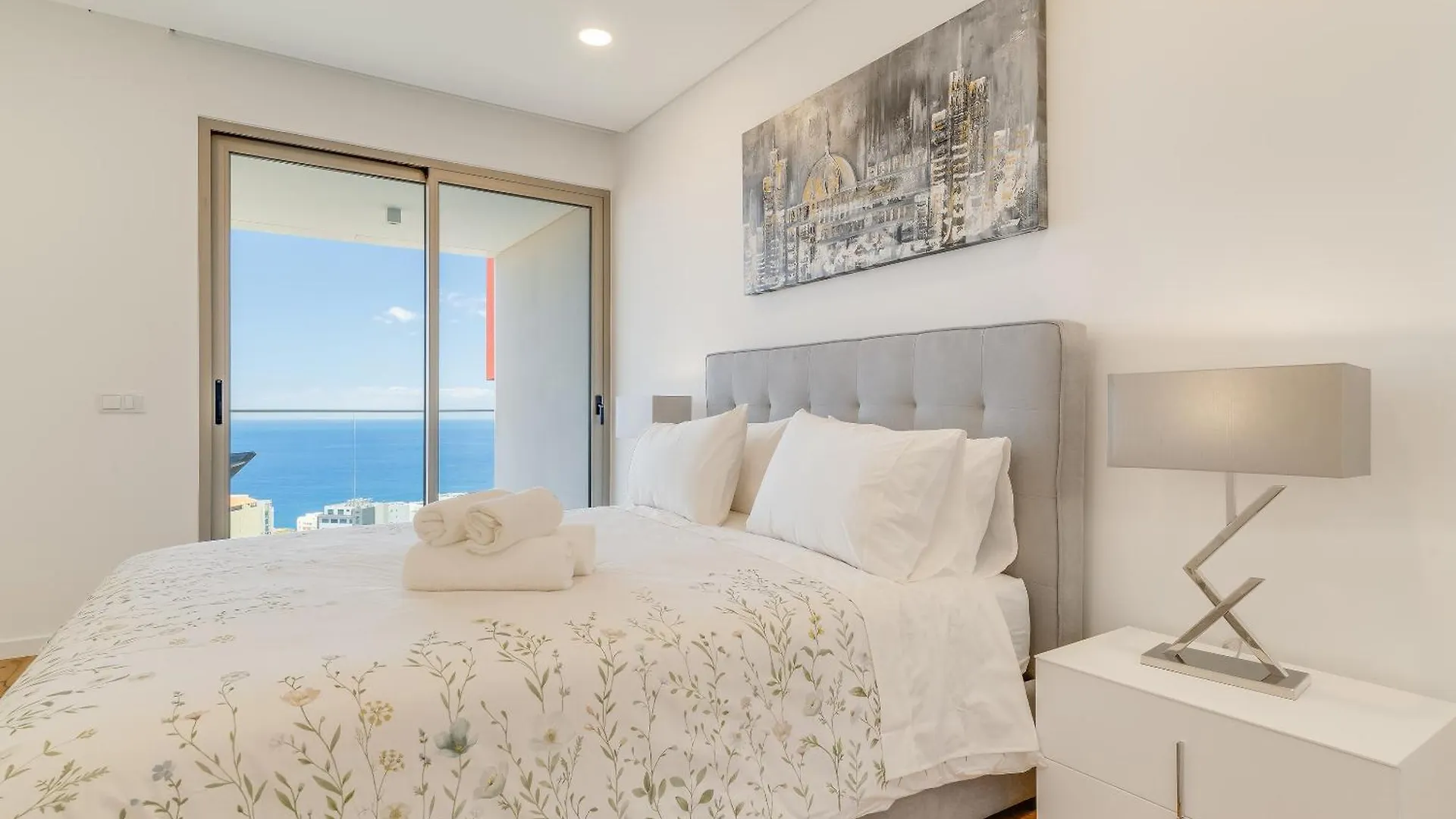 Laura Apartment Uptown 117 By Hr Madeira Funchal   Funchal (Madeira)