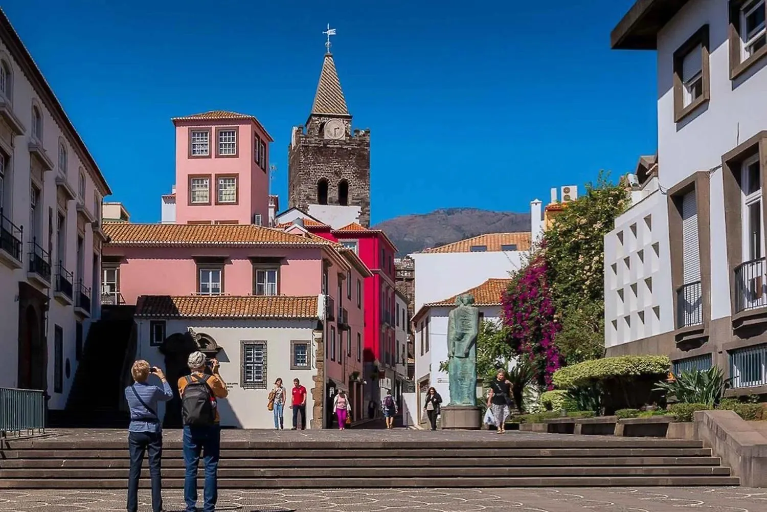 Laura Apartment Uptown 117 By Hr Madeira Funchal  Portugal